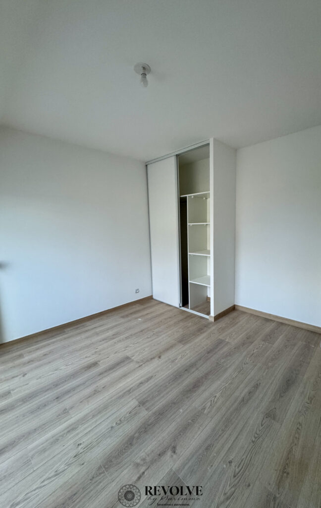 photo_50bbb1c7aba84f10b01e16f10ed17443