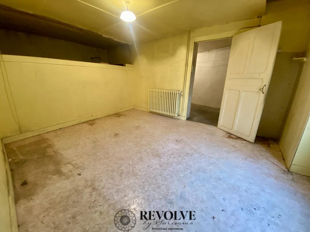 photo_6512c55d897b7f5999b78d0a5f877d6e