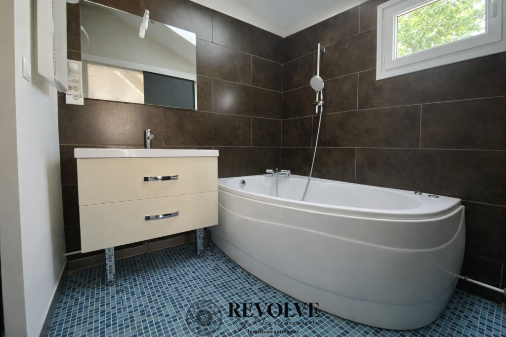 photo_3bff10dd58f2f08fc519b11ecfb4fa58