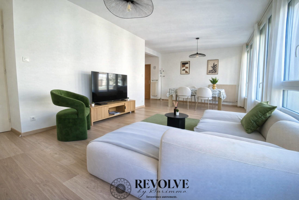 photo_81a6ee1fef8f7a10e143916f12abd96b